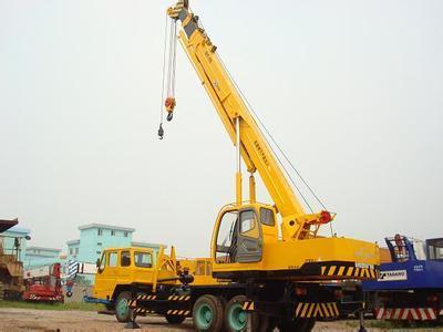 秦皇岛吊车出租市场全解析 价格、服务与优选公司指南