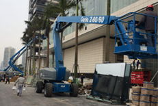 横琴地区广告旗安装作业车与电台设备作业车日租价格及工程机械租赁指南